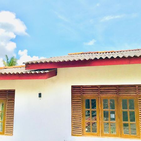 Summer House Mirissa Exterior photo